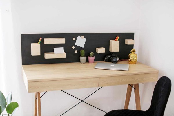 Desk `Basic` with organizer (magnetic board)